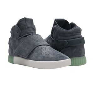 👟🥰❤️Women’s Adidas Tubular Invader Strap❤️🥰👟